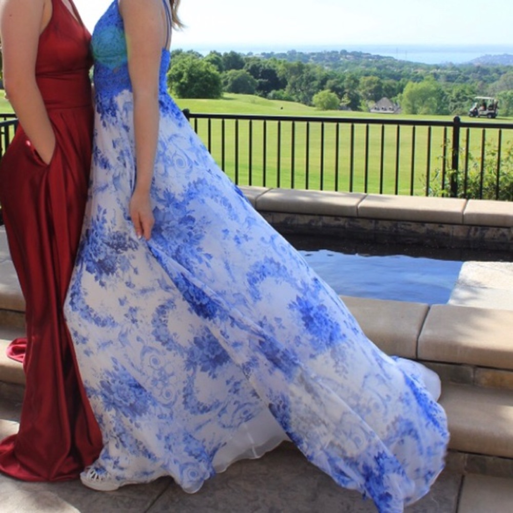 Beautiful white and blue sherri hill